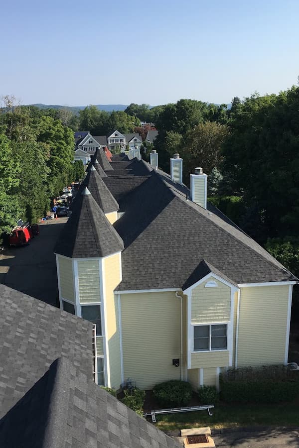 reliable roofers near me